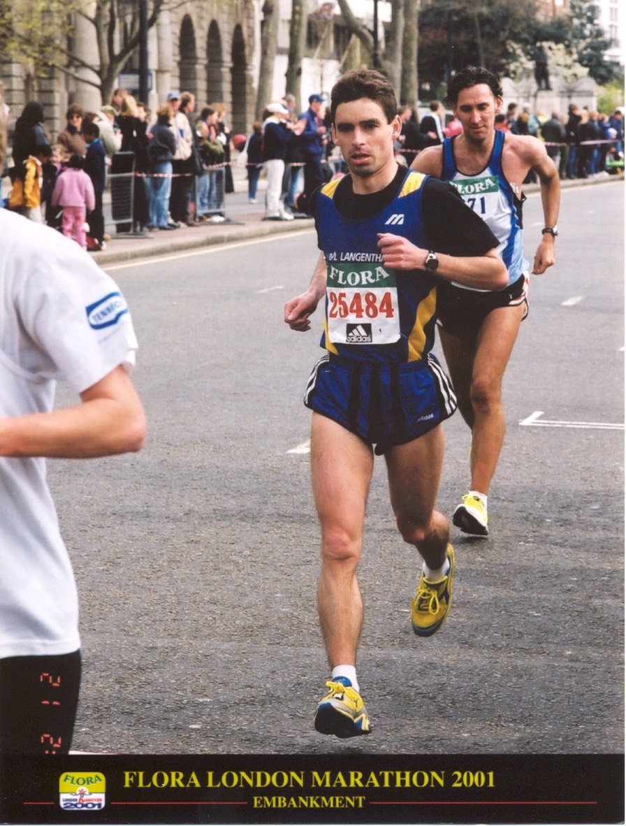 London Marathon vom 22.04.2001 (Embankment km 40)  42,195 km in 2:41:22