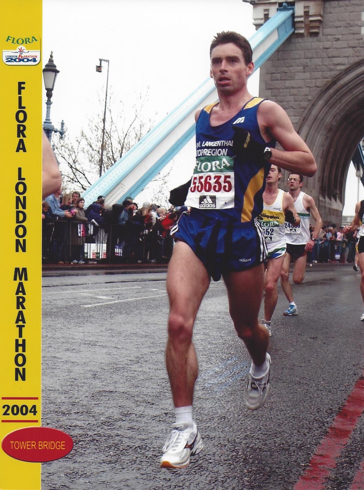 Ueberquerung Tower Bridge (km 20) London Marathon vom 18.04.2004   42,195 km in 2:37:06